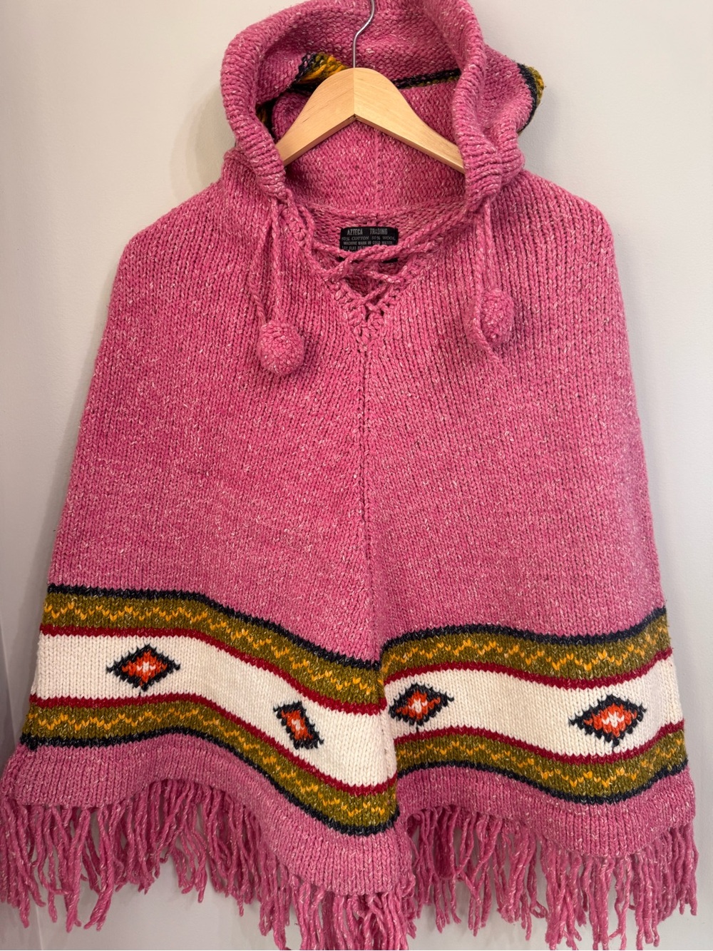 Azteca Trading Vintage Ecuadorian Pink Patterned Hooded Poncho w Fringe
